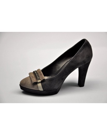 SCARPA DECOLTE` CON PUNT. TACCO90 ELATA
