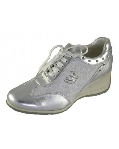 SNEAKER COLORE SILVER ALLACCIATO