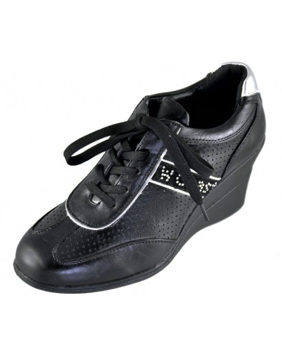 SNEAKER NERO ALLACCIATO