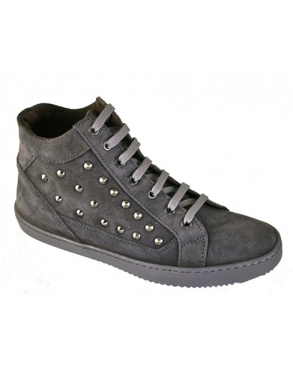 SNEAKER LACCIO CAMOSCIO GRIGIO + BORCHIE