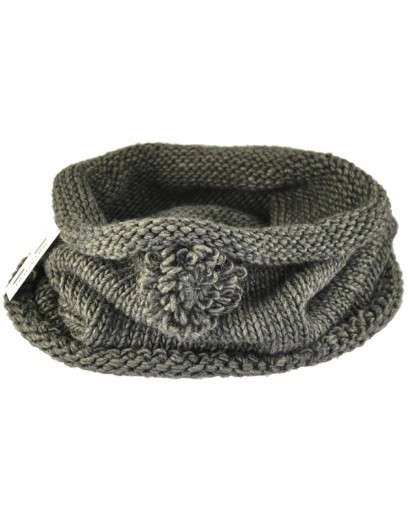 SCALDACOLLO LANA CON FIORE MARRONE